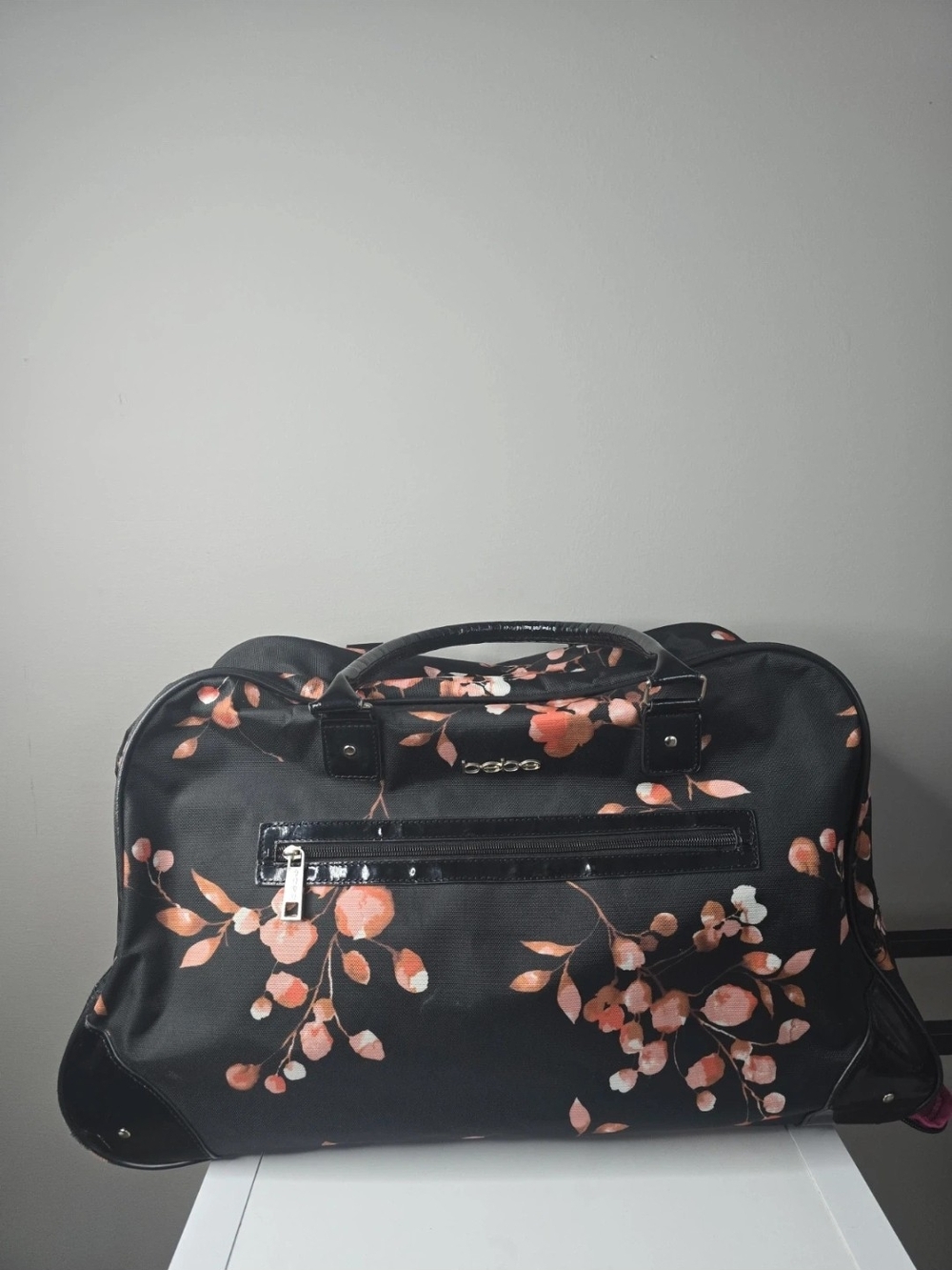 Bebe Giselle 22" Rolling Duffel Bag Black Peach Floral Carry-On Travel Luggage